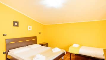 2 Schlafzimmer, Reisekinderbett, kostenloses WLAN