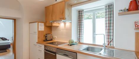 Ofen, Geschirrspüler