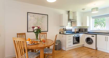 Nice apartment for 5 people with WIFI, TV and parking