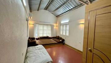 Deluxe Villa, Balcony, Garden View | 2 bedrooms, free WiFi