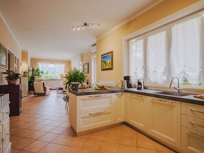 Mikrobølgeovn, ovn og oppvaskmaskin