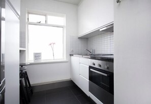 Deluxe Apartment | Private kitchen | Electric kettle - Day Dream Downtown Apartments (Reykjavik)