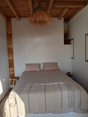 2 soverom, safe på rommet, skrivebord og strykejern/-brett