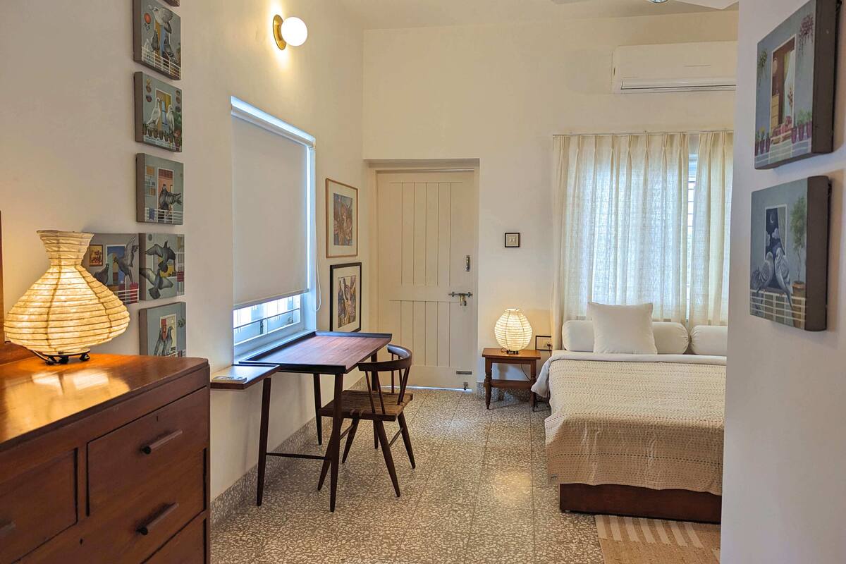 In-room safe, blackout curtains, free WiFi