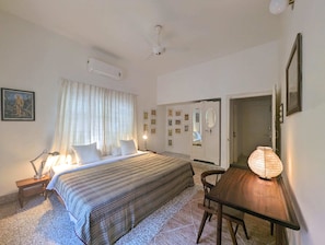 Economy Double Room, Garden View | In-room safe, blackout drapes, free WiFi