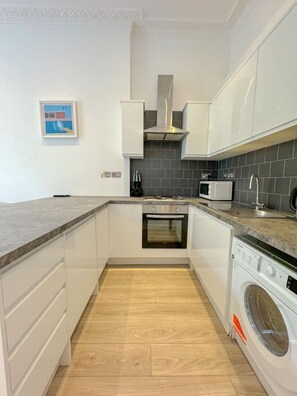 Microwave, oven, stovetop, coffee/tea maker