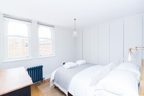 1 chambre, fer et planche à repasser, Wi-Fi gratuit, draps fournis