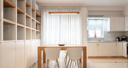 Eva's Cozy Urban Apartment