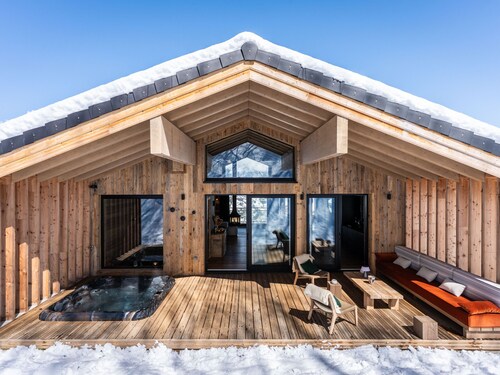 Luxury chalet in La Plagne with SPA, direct access to slopes