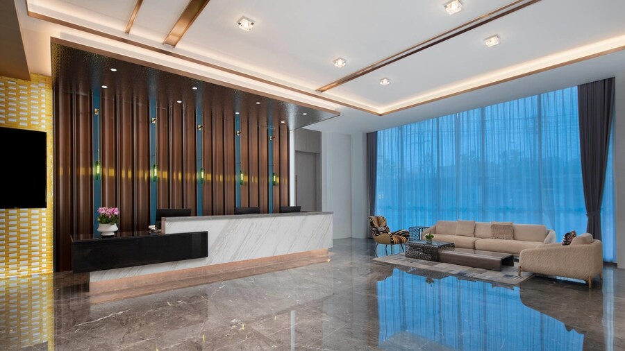 Days Hotel by Wyndham Jingzhou Jinlong