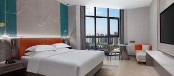 Days Hotel by Wyndham Jingzhou Jinlong