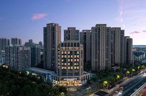 Exterior - Days Hotel by Wyndham Jingzhou Jinlong (Jingzhou)