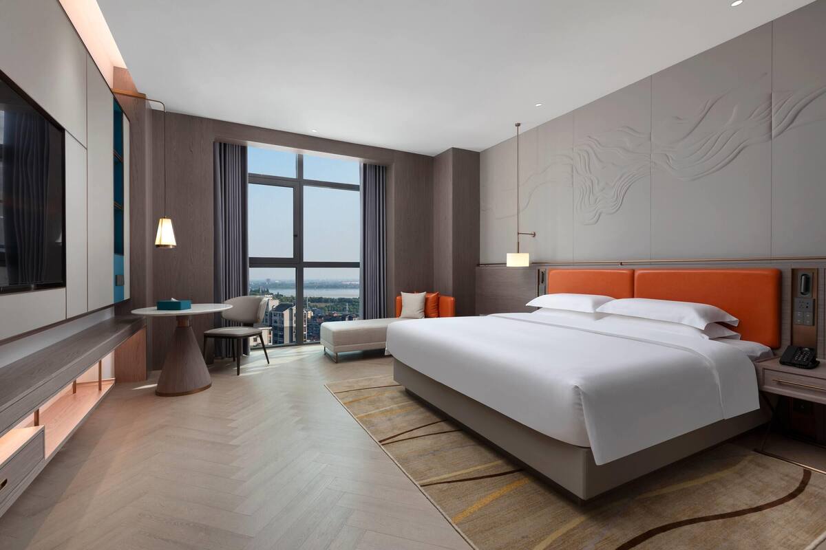 Executive Room, 1 King Bed, Non Smoking