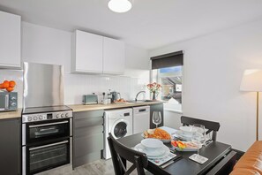 Private kitchen - TYME Suites on Humber (Cleethorpes)