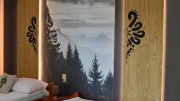 Vierbettzimmer, Balkon, Bergblick