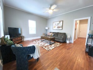 TV, offices - Orange Crush Cottage- Downtown, Beaches, & Dining (Wilmington)