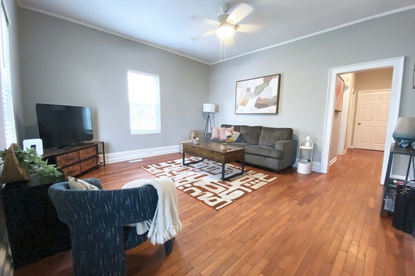 Cozy Meets Contemporary – Kick Back in Style in This Chic Living Room Retreat!