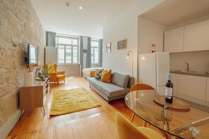 Studio Design | Aire de séjour | Téléviseur