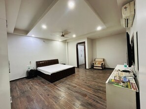 Superior Double Room, City View | In-room safe, laptop workspace, blackout curtains, soundproofing - golden hotel  (Greater Noida)