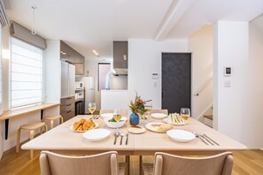 家庭独立别墅 | 客房内用餐