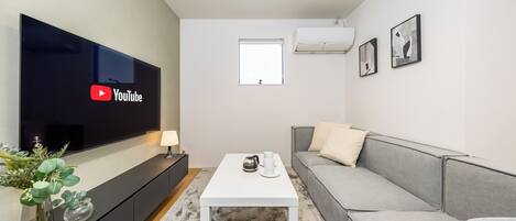 Casa familiar | 3 habitaciones, cortinas blackout y tabla de planchar con plancha