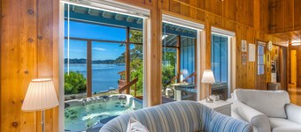 Phenomenal Sunsets, Wild Orca & Private Beach