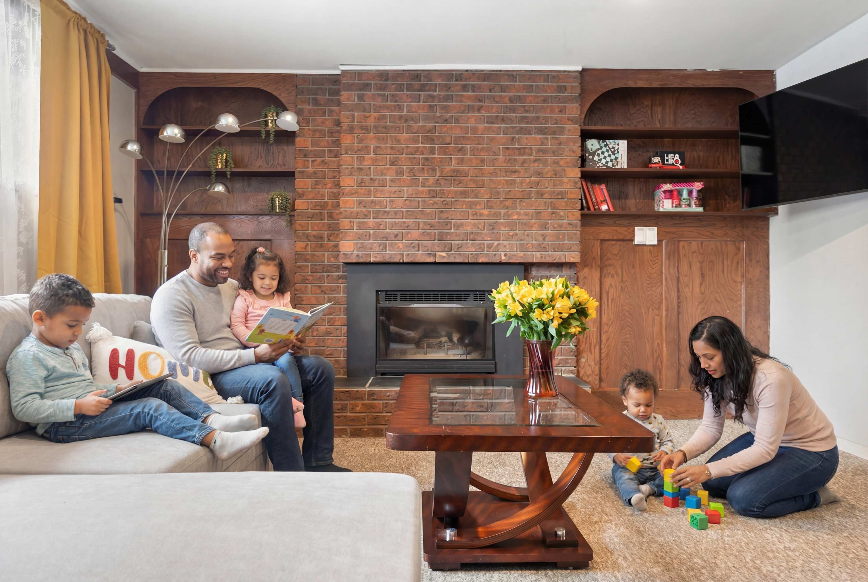 TV, fireplace, offices