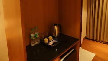 Standard Room | Desk, iron/ironing board, free WiFi