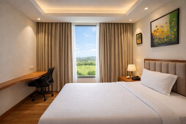 Chambre Standard | Bureau, espace de travail pour ordinateur portable