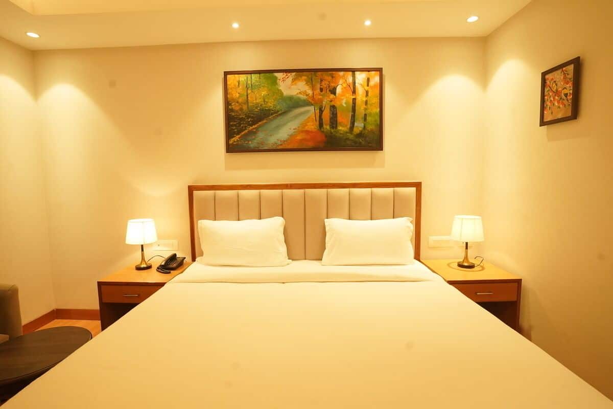 Standard Room | Desk, iron/ironing board, free WiFi