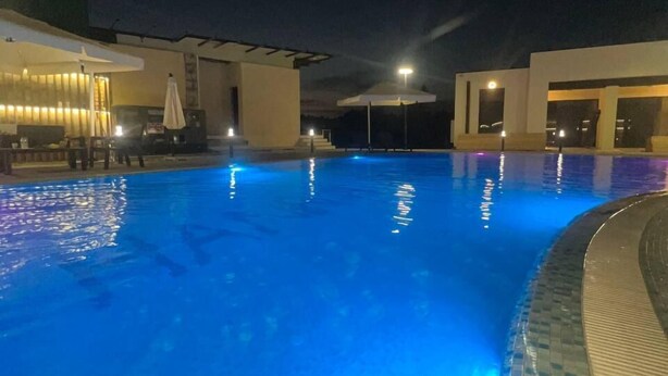 Outdoor pool - Hanra Stay Hotel (Tashkent)