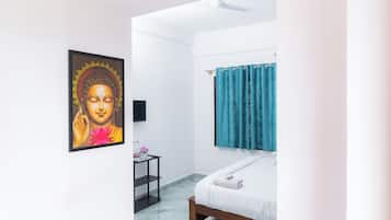 Standard Double Room, Patio, City View | Desk, laptop workspace, soundproofing, free WiFi