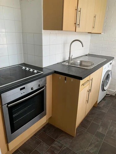 Seaside Retreat Sleeps 4 With Pets