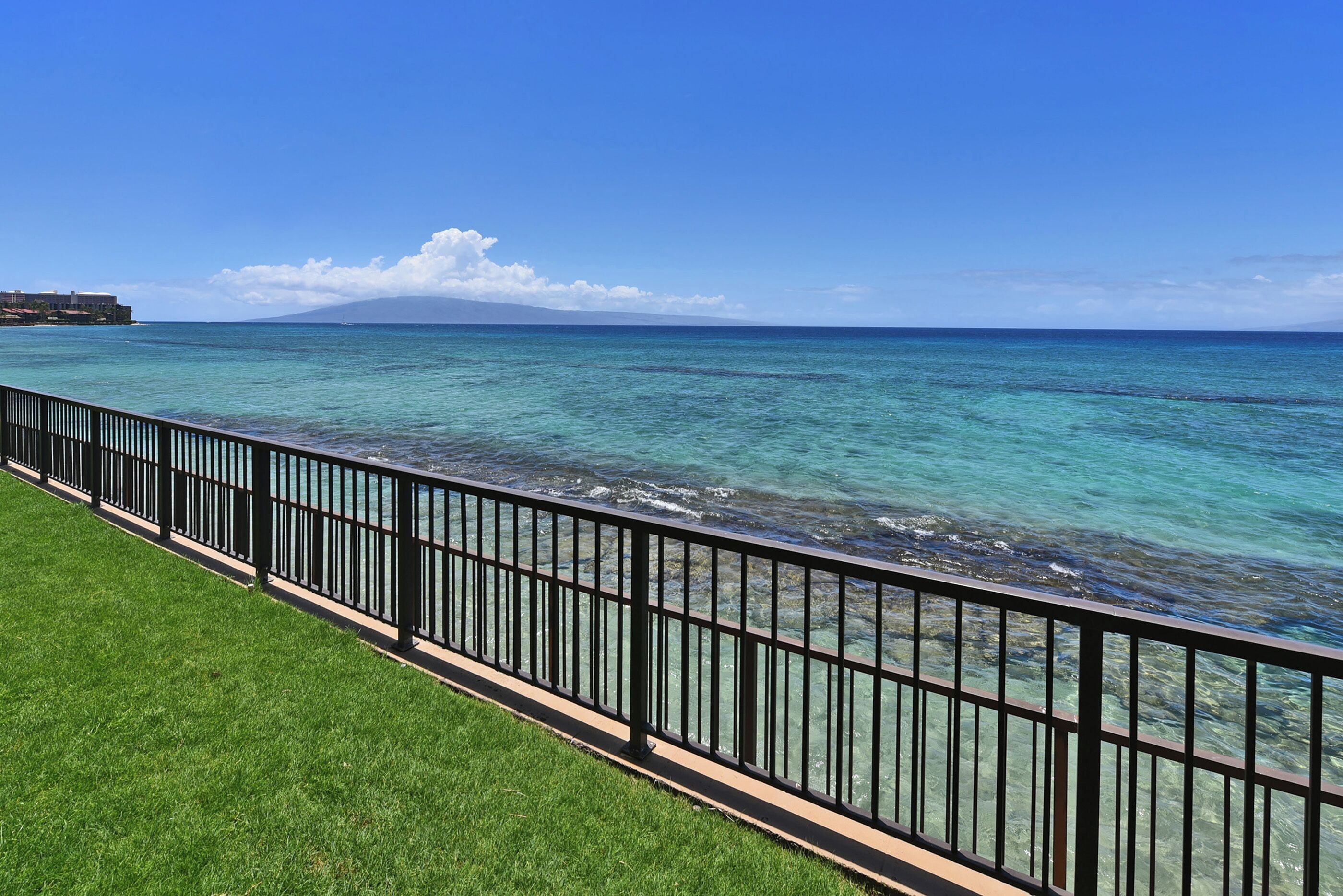 المنطقة المحيطة بالمنشأة