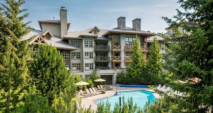 Ski-in/Ski-out | Cozy Studio with Hot Tub Access