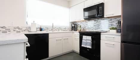 Microwave, oven, stovetop, dishwasher