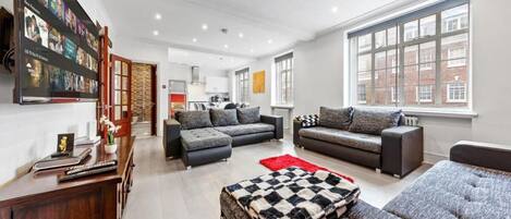 Apartment | Living area