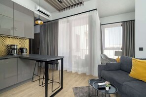 TV, offices