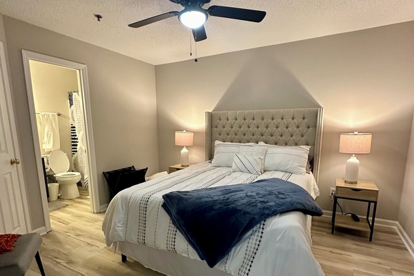 2 habitaciones, tabla de planchar con plancha, wifi y ropa de cama