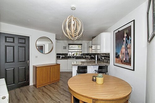 Truro Gloweth Retreat - Spacious 4 Bedroom House