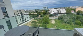 Chic apartment with AC and WiFi in brilliant Bucharest
Fully furnished 2 TV 