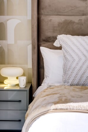 Apartment | 1 bedroom, Internet - Contemporary Comfort at City Suite 905 (Cape Town)