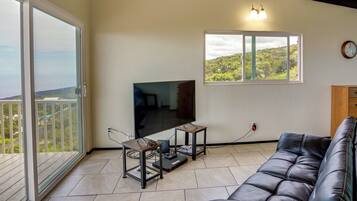 Apartment (0 Bedroom) | Interior