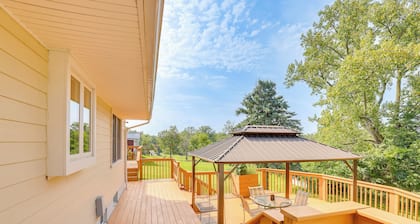 1440 Getaway w/ Yard & Deck ~ 16 Mi to Rochester