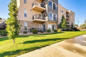 Interior - Pet-friendly Condo w/ Balcony ~ 17 Mi to Denver (Aurora)