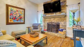 Cottage (3 Bedrooms) | Interior