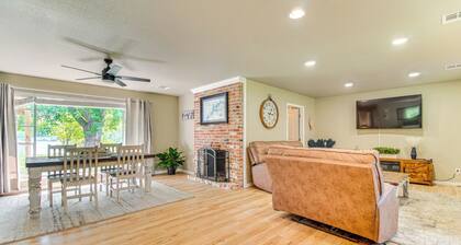 On-site Lake Access: Pet-friendly Vinita Home
