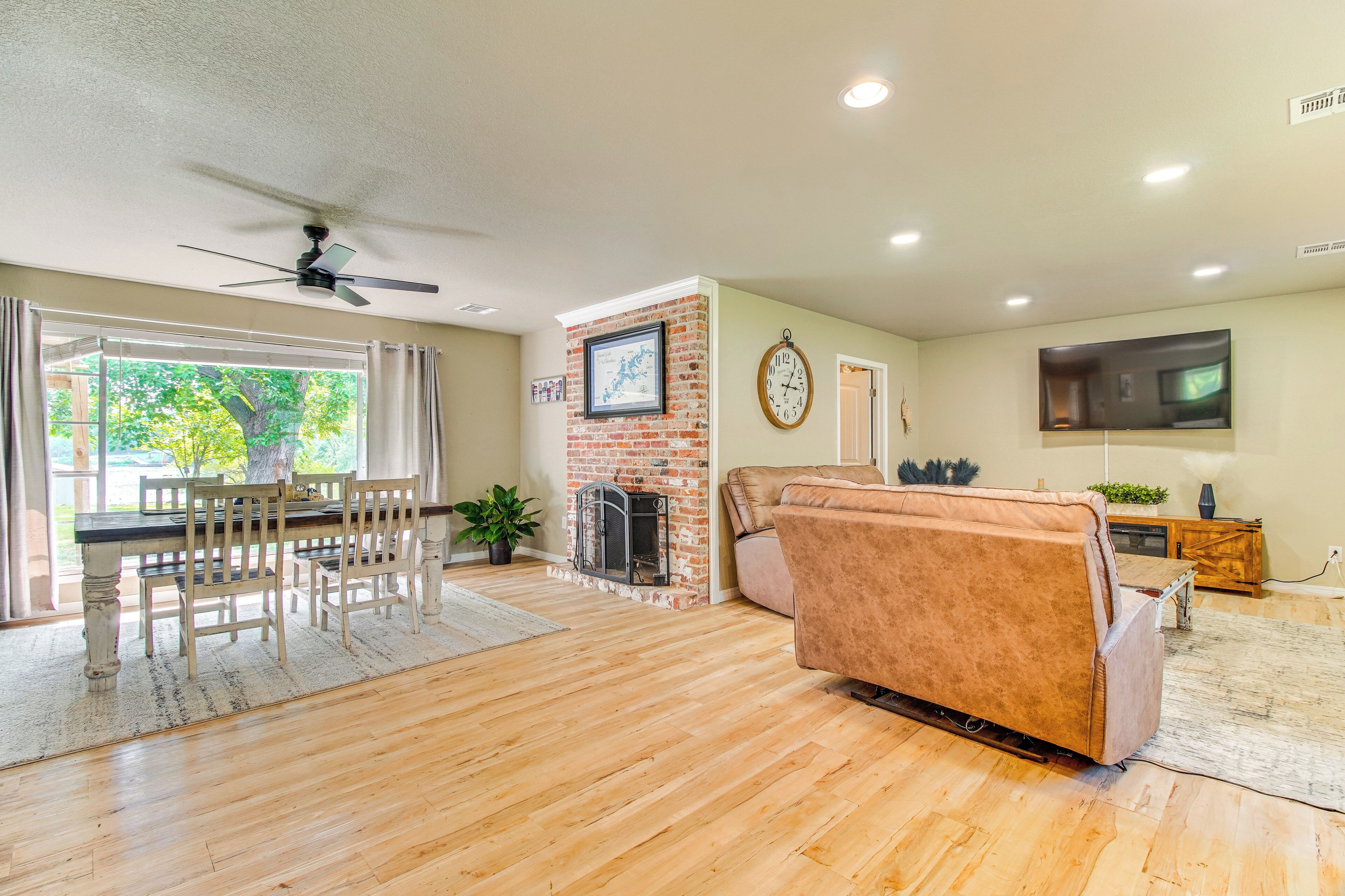 House (2 Bedrooms) | Interior