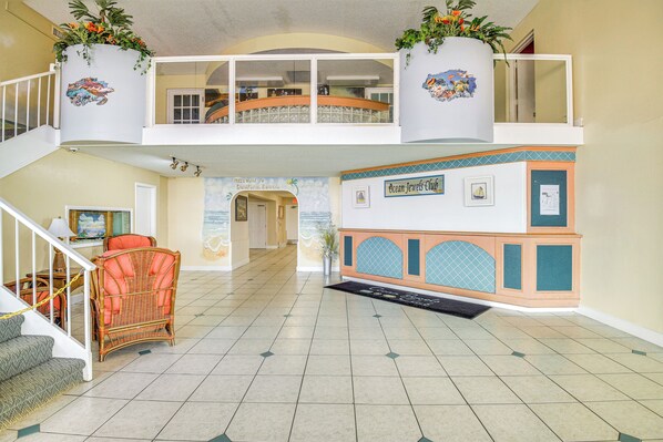 Apartment (0 Bedroom) | Interior - Daytona Beach Condo w/ Balcony: 5 Mi to Speedway! (Daytona Beach)