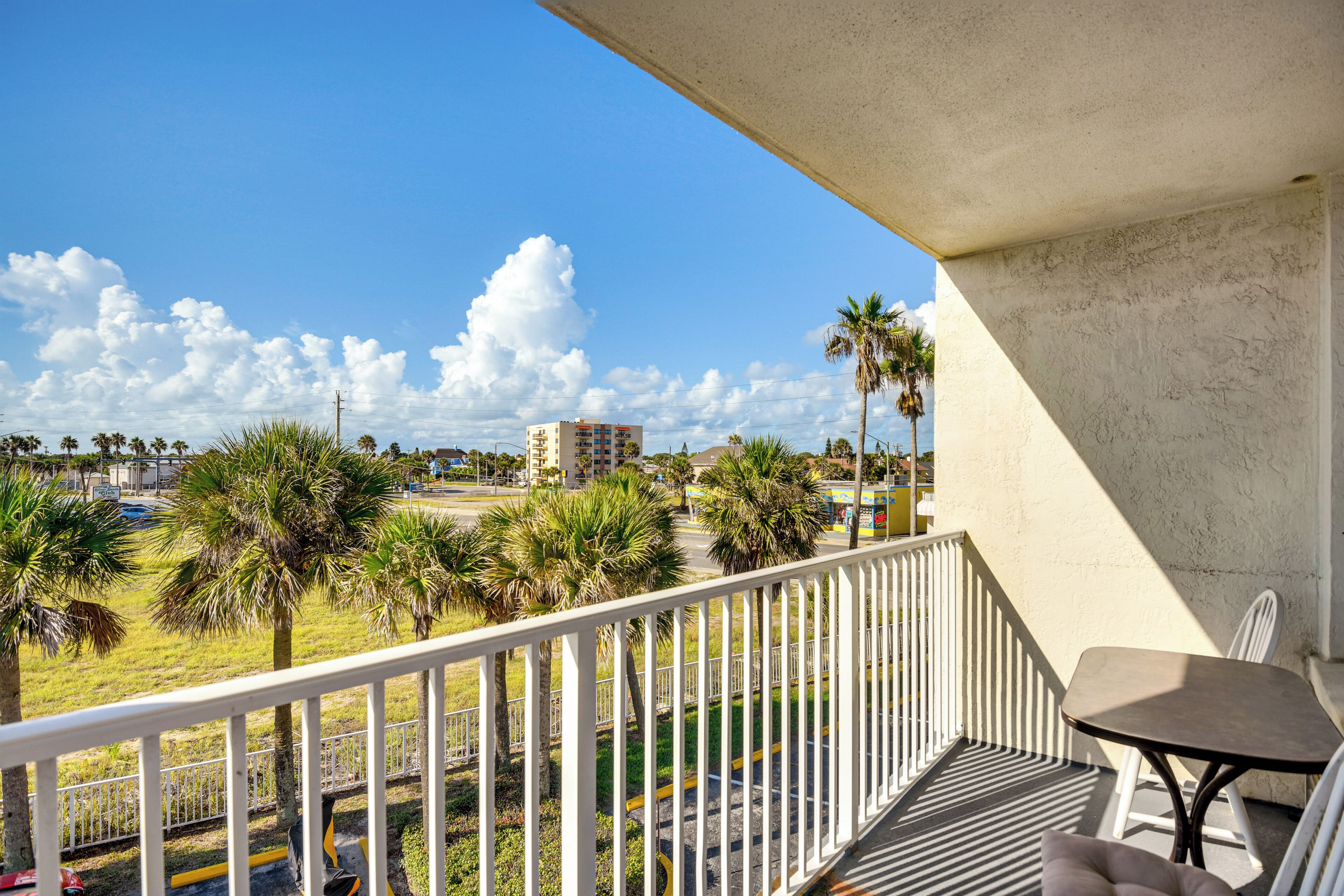 Apartment (0 Bedroom) | Interior